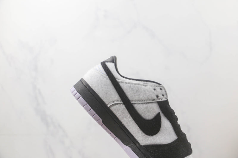 NIKE DUNK LOW REVERSE PANDA (IMPORTADOS)