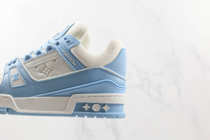 LOUIS VUITTON TRAINER LOW SKY BLUE (IMPORTADOS)