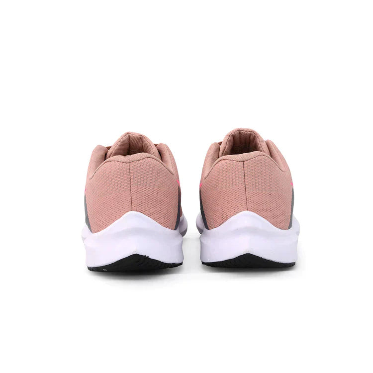 TÊNIS NIKE DINAMIC FIT NUDE PINK