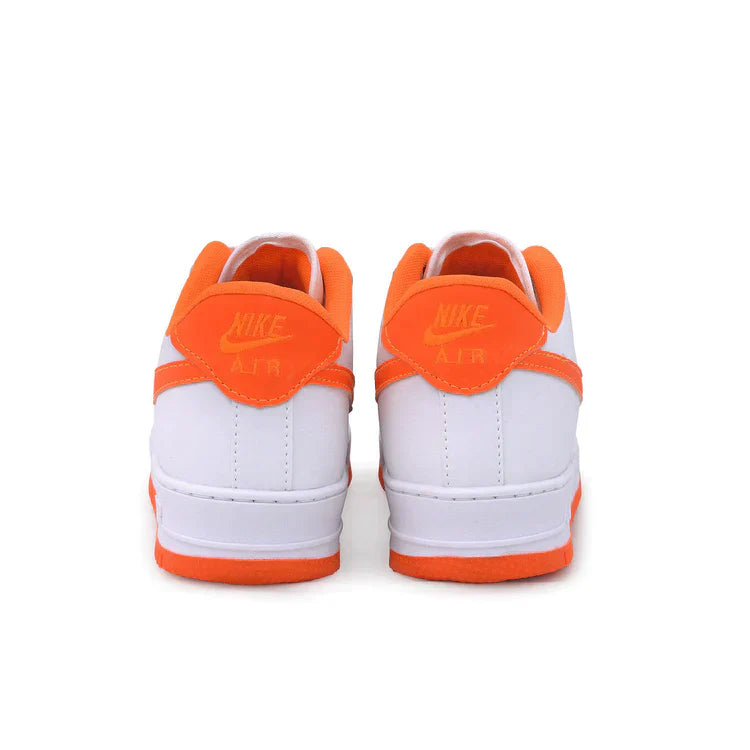 NIKE AIR FORCE AF1 RETRO BRANCO LARANJA