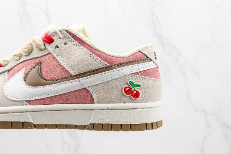 DUNK LOW CHERRY POWDER 🍒(IMPORTADOS)