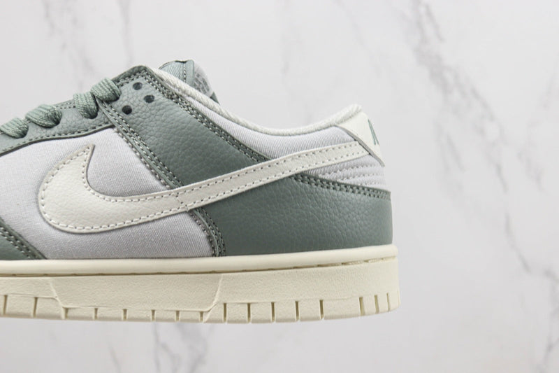 DUNK LOW MICA GREEN (IMPORTADOS)