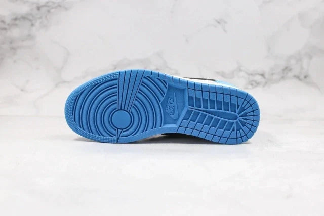 AIR JORDAN 1 LOW SE LASER BLUE (IMPORTADOS)