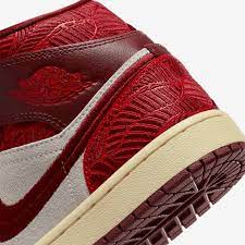 AIR JORDAN 1 MID SE TIKI LEAF (IMPORTADOS)